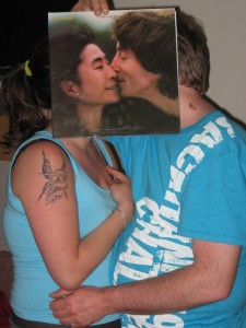 john_lennon_barend_groeneveld_and_gabrielle_de_geus Sleeveface